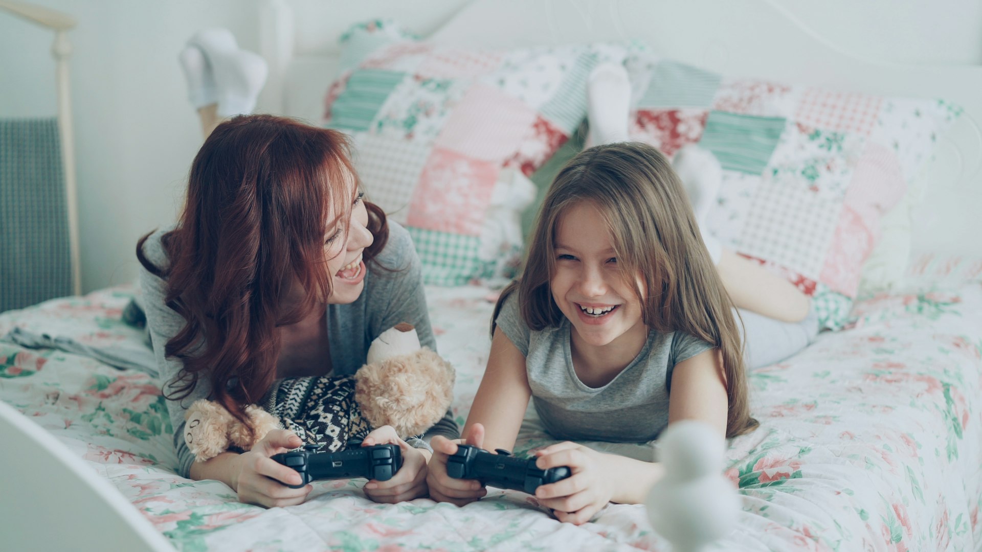 Understanding the Impact of Screen Time on Children's Development: Guidance, Insights, and Solutions
