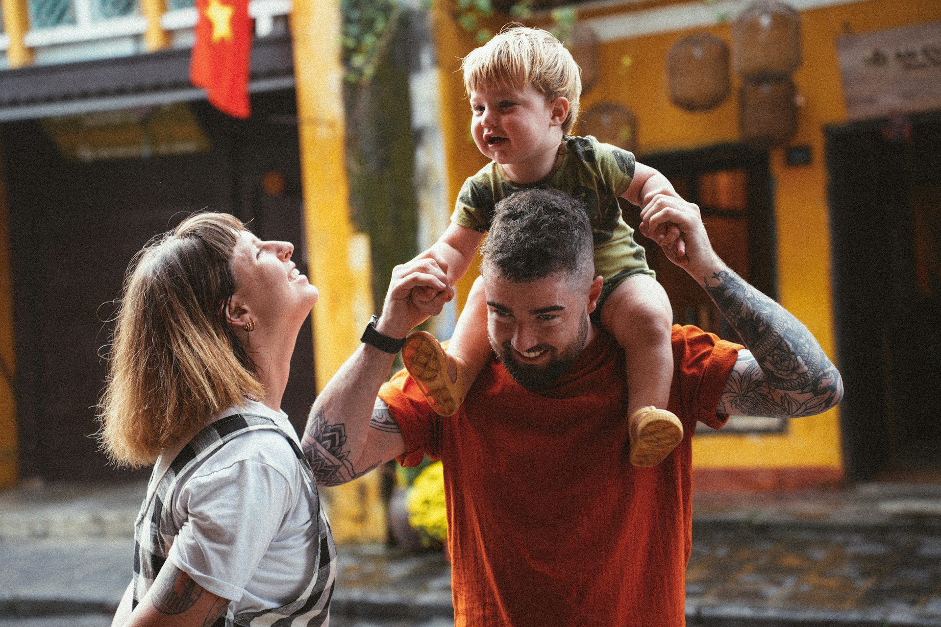 How Humor Strengthens Family Bonds: Science, Strategies, and Real-World Guidance