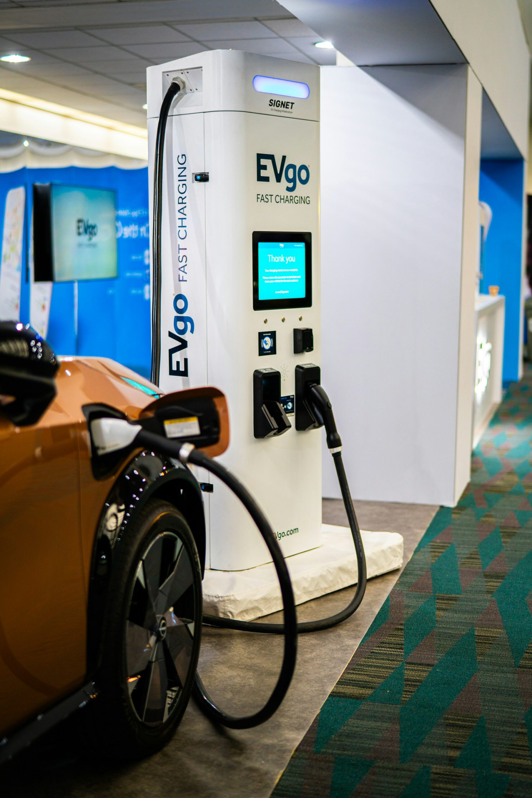 The Evolving Roadmap: Hydrogen Fuel Cell Vehicle Development, Challenges, and Opportunities