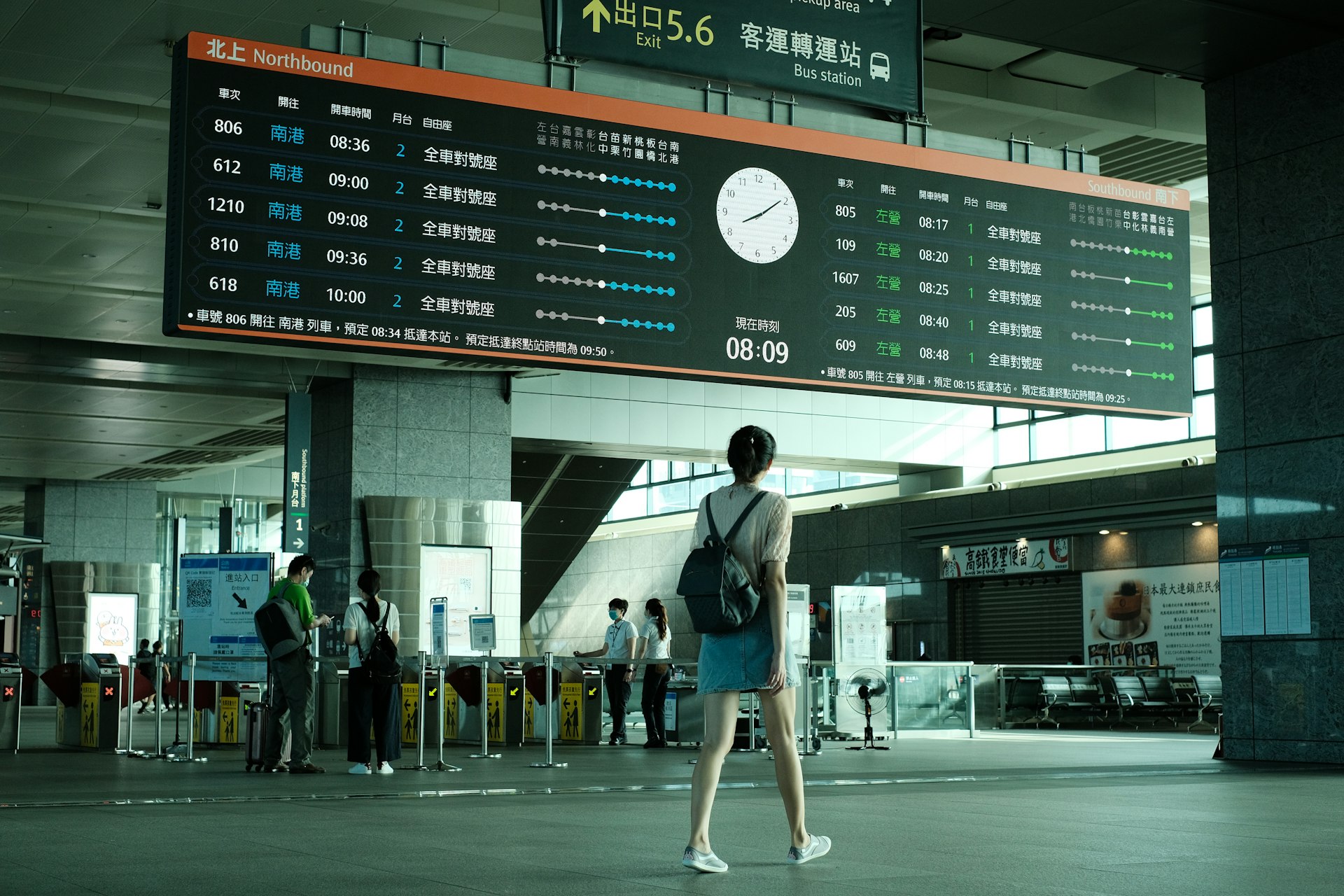 Reimagining Travel: How Artificial Intelligence Is Shaping Personalized Journeys